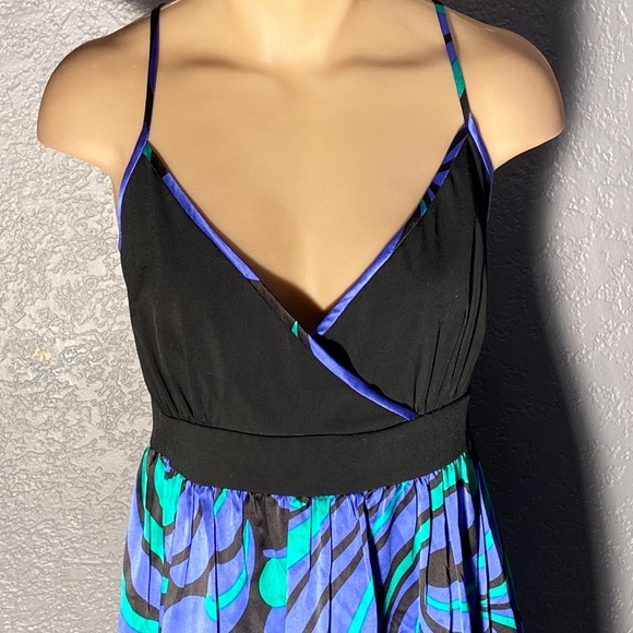 MAGGY LONDON - dress: floral lined bottom and black stretchy strappy top - 16 - Picture 3 of 16